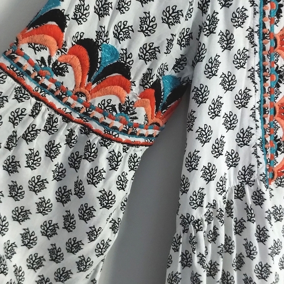 Sundance Adelle Embroidered Boho Top Small - Picture 5 of 10